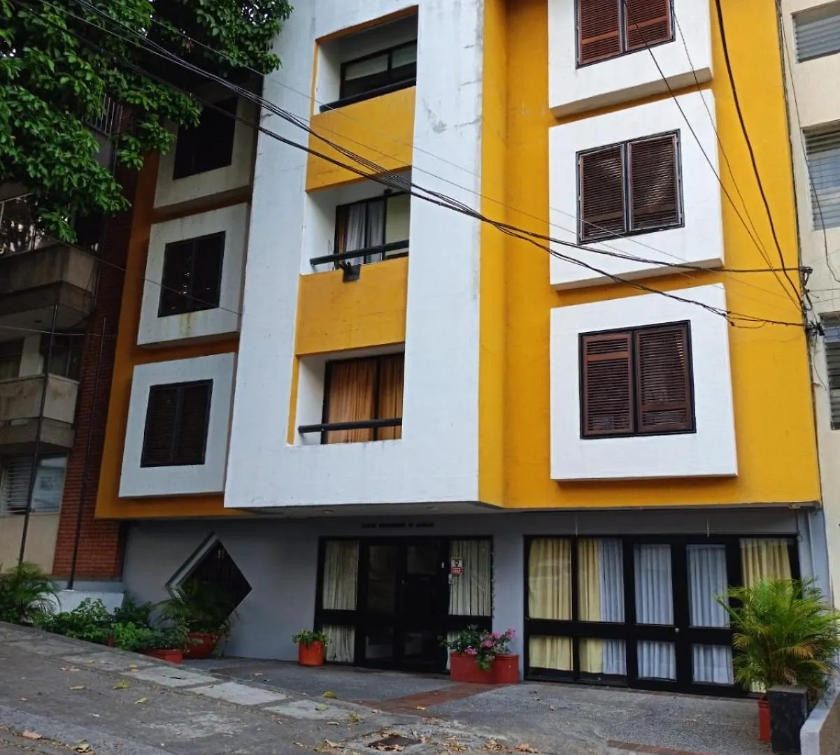 Edificio Neuchabel Lägenhet Cali Rum i privatbostad